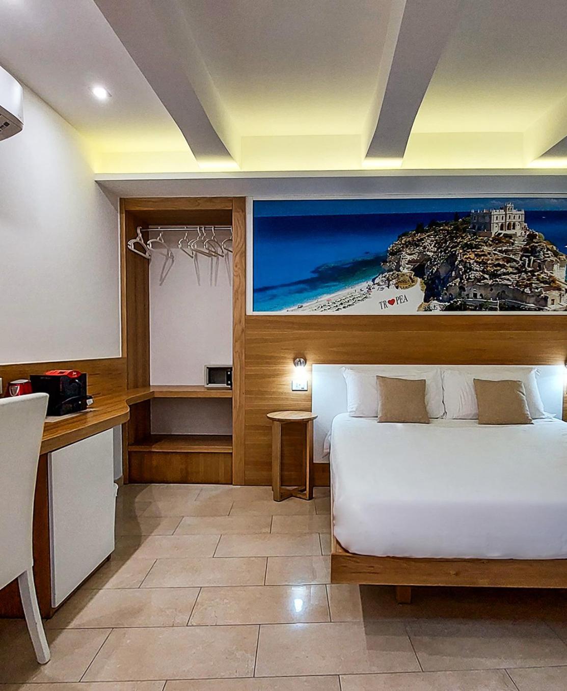 Don Francisco Rooms - Tropea Eksteriør bilde